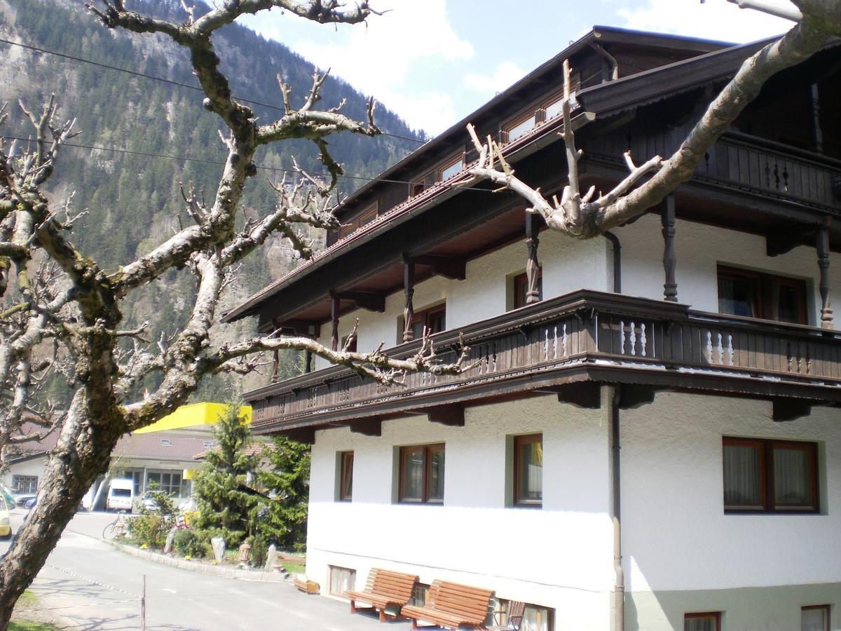 Bergsteiger-Zimmer Pension Obermair Mayrhofen Eksteriør billede